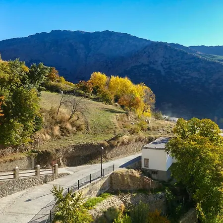 La Casa De La Bombilla Trevélez