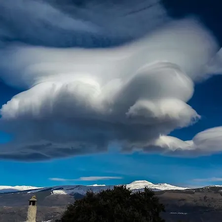 בית נופש La Casa De La Bombilla Trevélez